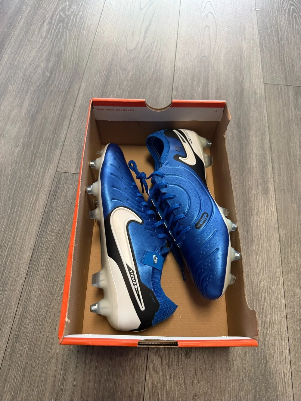 Nike streamlined athletic